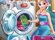 Jeu Elsa lave les vêtements