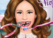 Jeu Violetta au dentiste